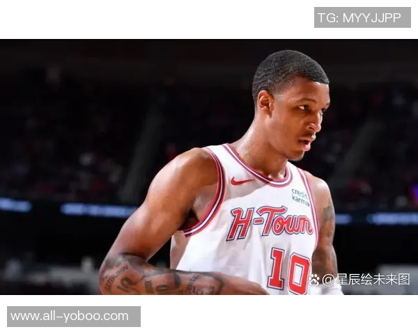 兰德尔赞麦丹在联防中表现突出防守范围广泛堪称优秀护筐者 兰德尔赞麦丹在联防中表现突出防守范围广泛堪称优秀护筐者