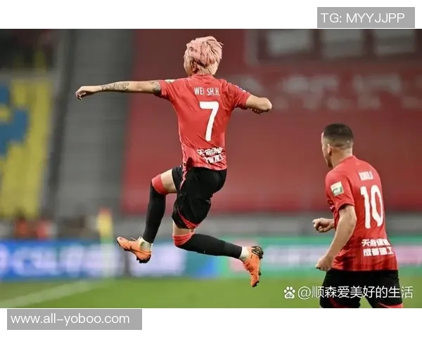 河南队凭借定位球进攻本赛季打入29球领跑中超球队展现强大实力